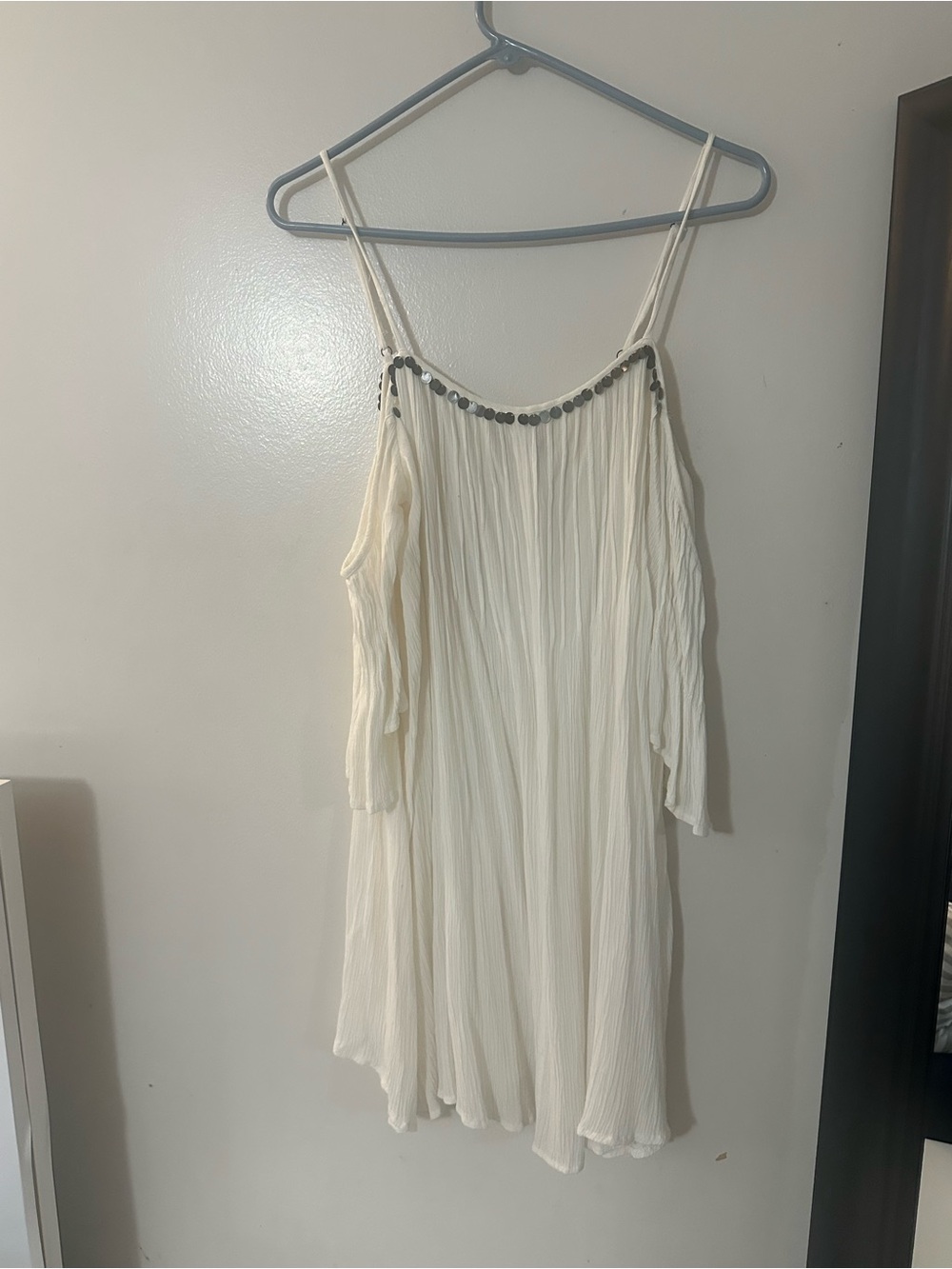 Ecoté Cream Cold Shoulder Swing Mini Dress Size M